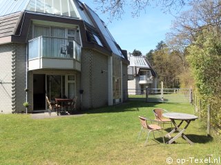 Texel 118, Flats on Texel